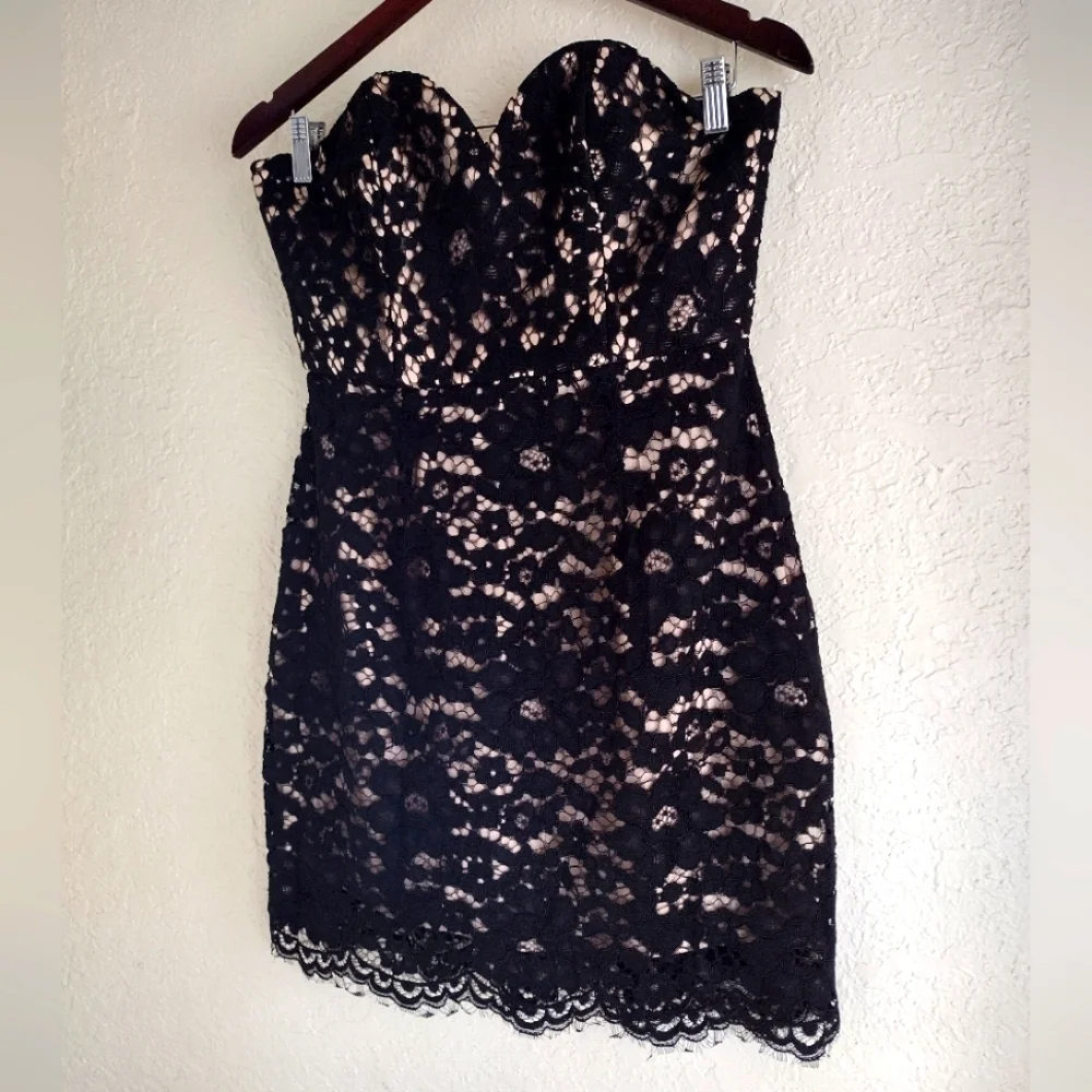 NBD x Naven Twins I Gotta Feeling Black Lace Dress - Picture 6 of 9